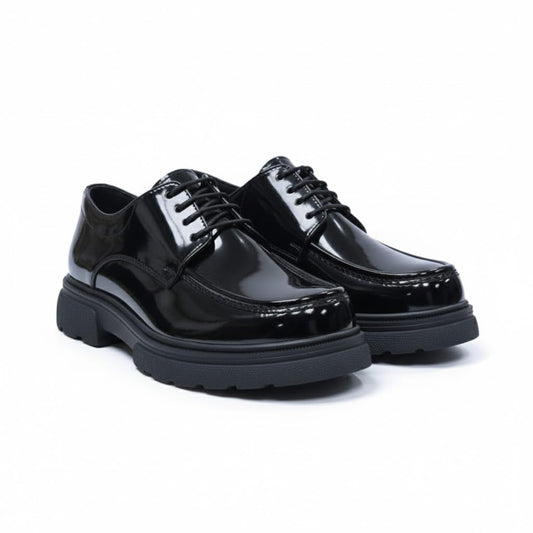 Men's patent leather lace-up boots with a non-slip rubber sole - glossy black