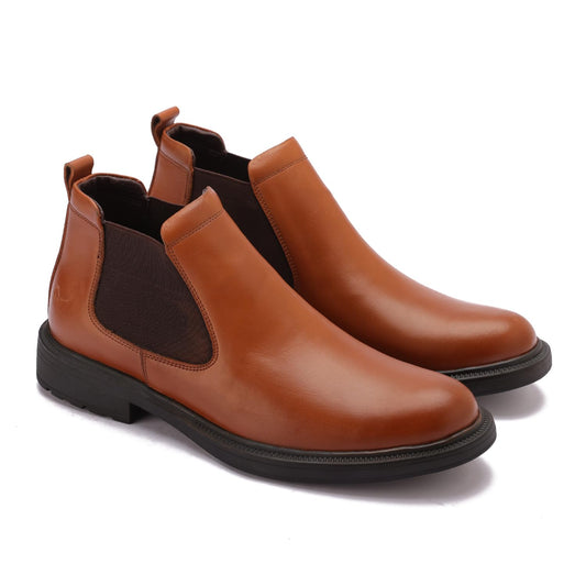 Men's genuine leather half-boot, distinctive and stylish, with a slip-resistant rubber sole.