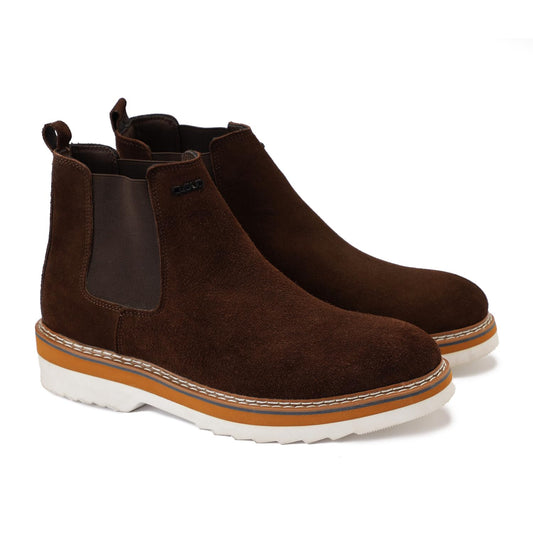 Stylish and distinctive men's half-boots made of suede with a slip-resistant rubber sole.
