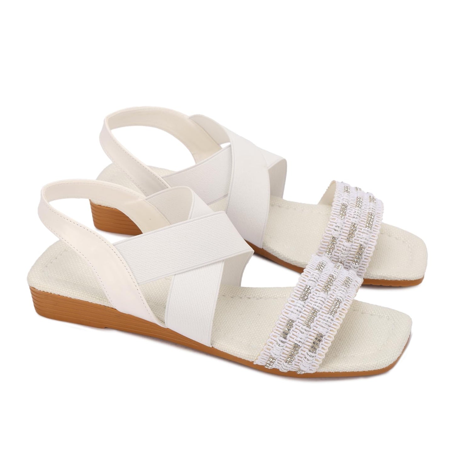 Elegant women's sandals with elastic straps and a design decorated with threads and beads.