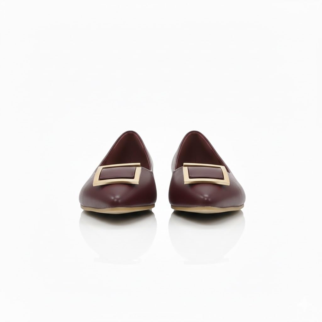 Elegant ballerina flats with luxurious metallic details - featuring a comfortable and stylish sole