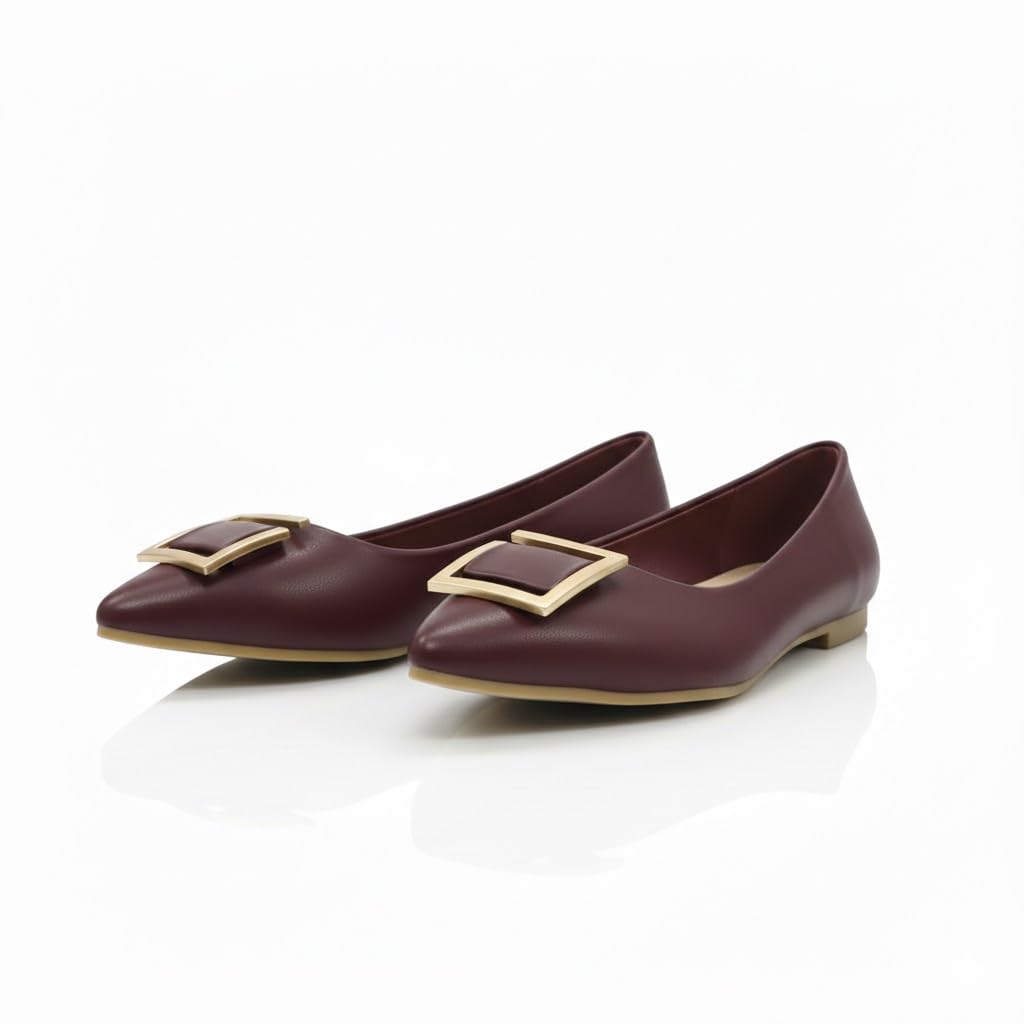 Elegant ballerina flats with luxurious metallic details - featuring a comfortable and stylish sole