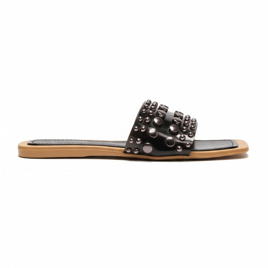 Women’s slide-style slippers decorated with metal studs – modern, comfortable design for errands and outings.  - H31