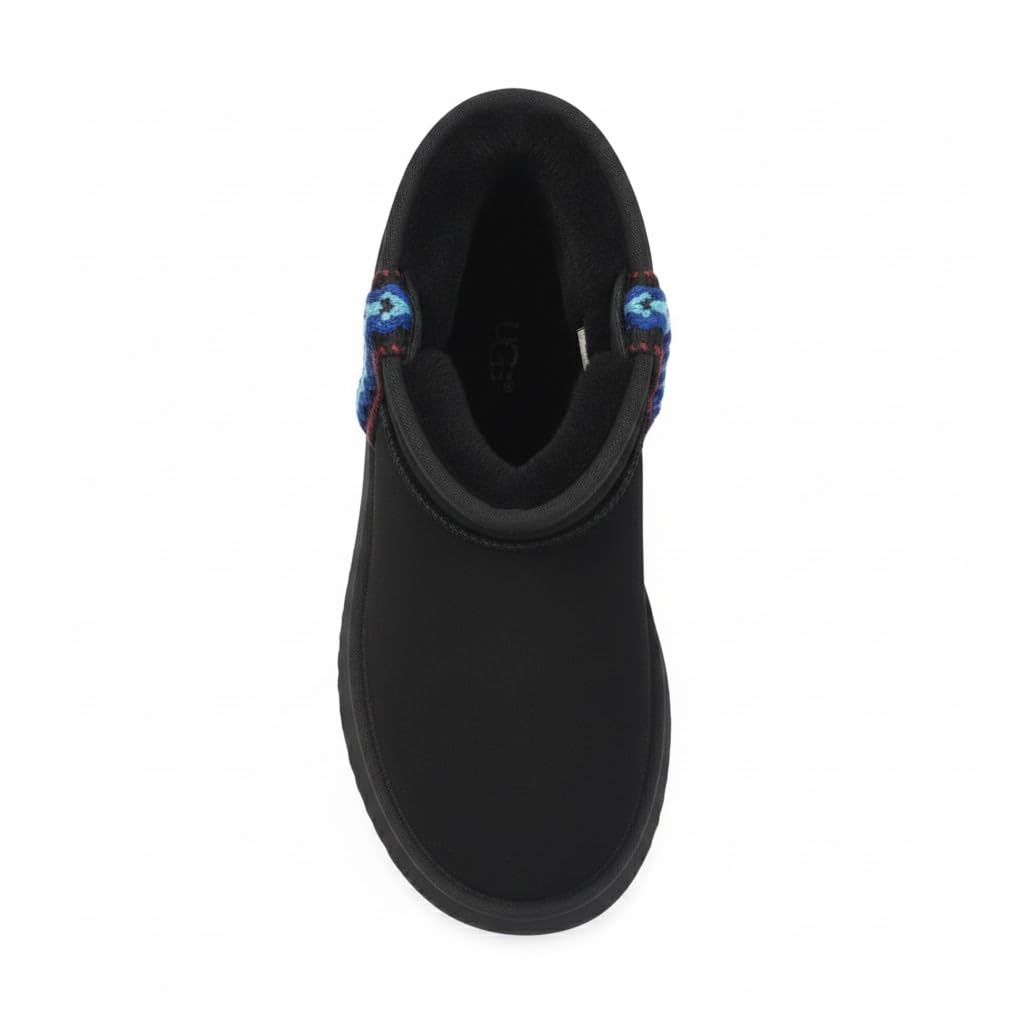Comfortable and stylish women's lined winter boots - available in various sizes and colors
