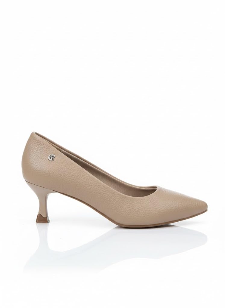 Women's comfortable heeled shoes – a stylish classic design suitable for everyday wear
