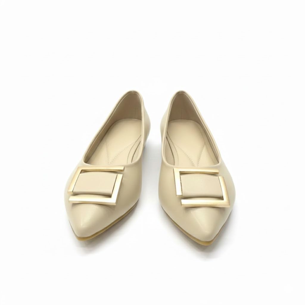 Elegant ballerina flats with luxurious metallic details - featuring a comfortable and stylish sole