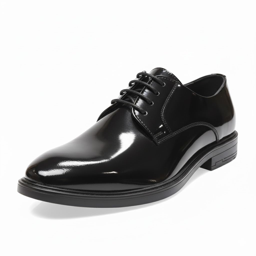 Men's classic lace-up boots with a non-slip rubber sole - glossy black