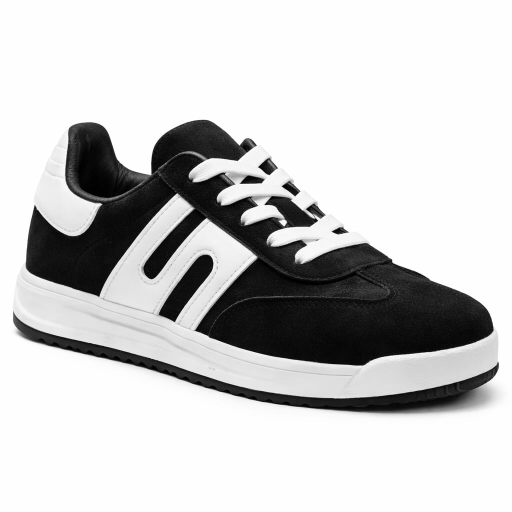 Women's casual athletic shoes with a comfortable and stylish sole - available in various colors and sizes