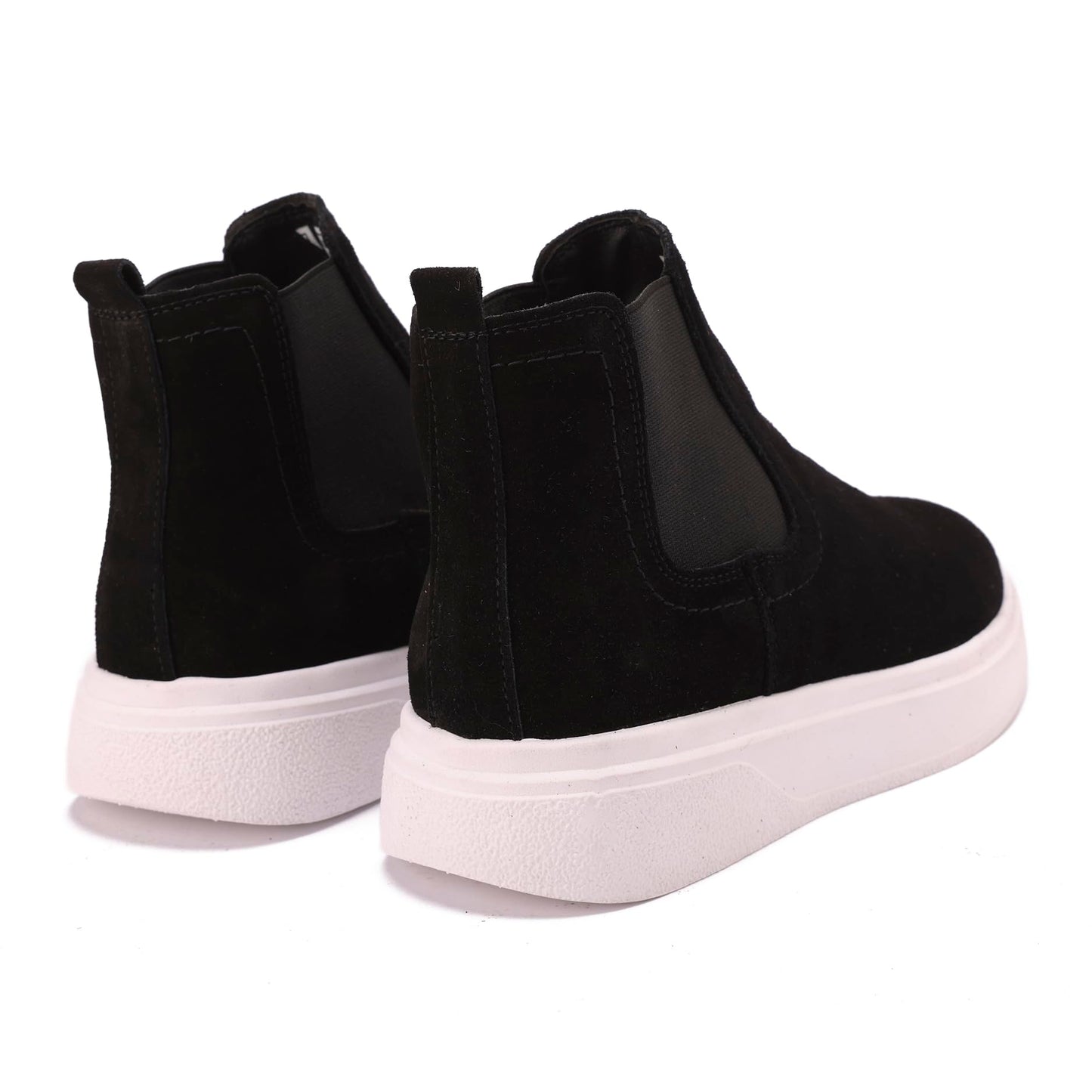 Comfortable men's shoes made of genuine suede leather with a Turkish rubber sole.