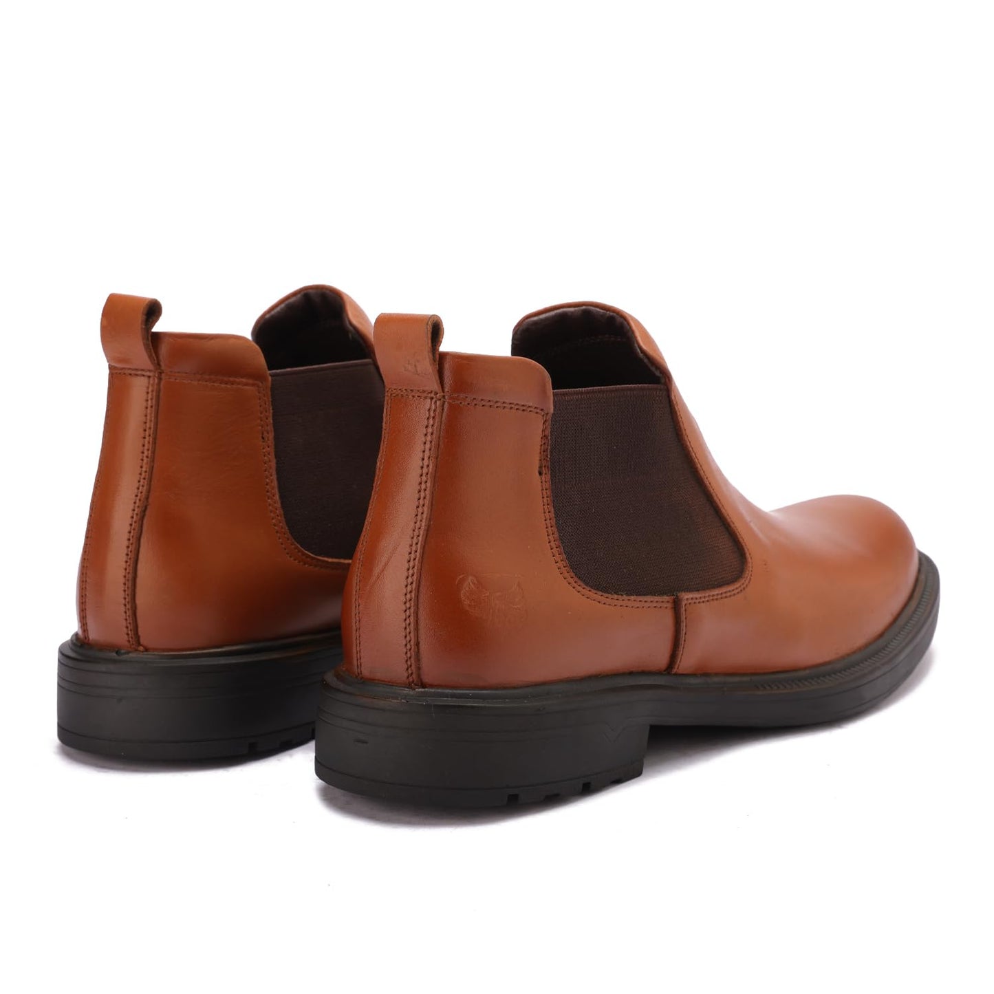 Men's genuine leather half-boot, distinctive and stylish, with a slip-resistant rubber sole.