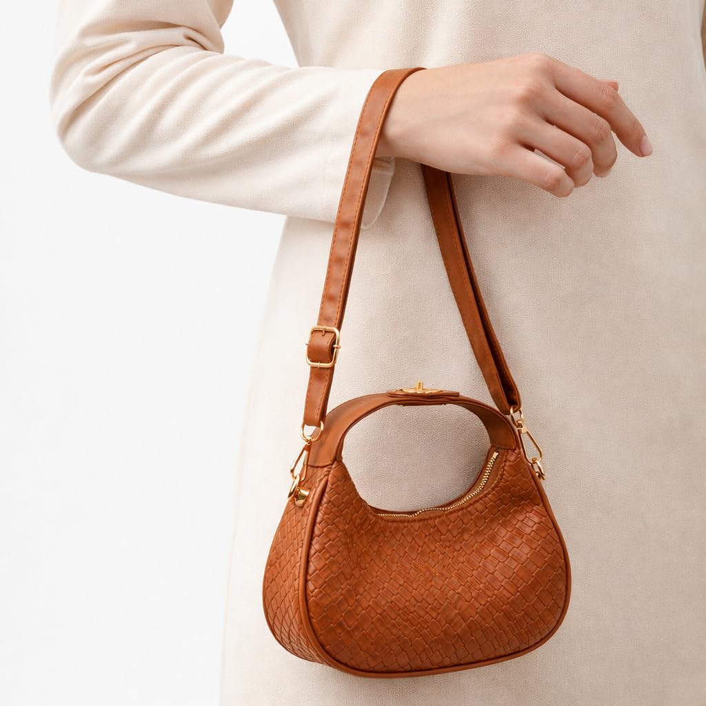 Luxurious  women’s shoulder bag with a woven leather pattern, featuring a top zipper and a comfortable strap – suitable for daily outings and evening events.