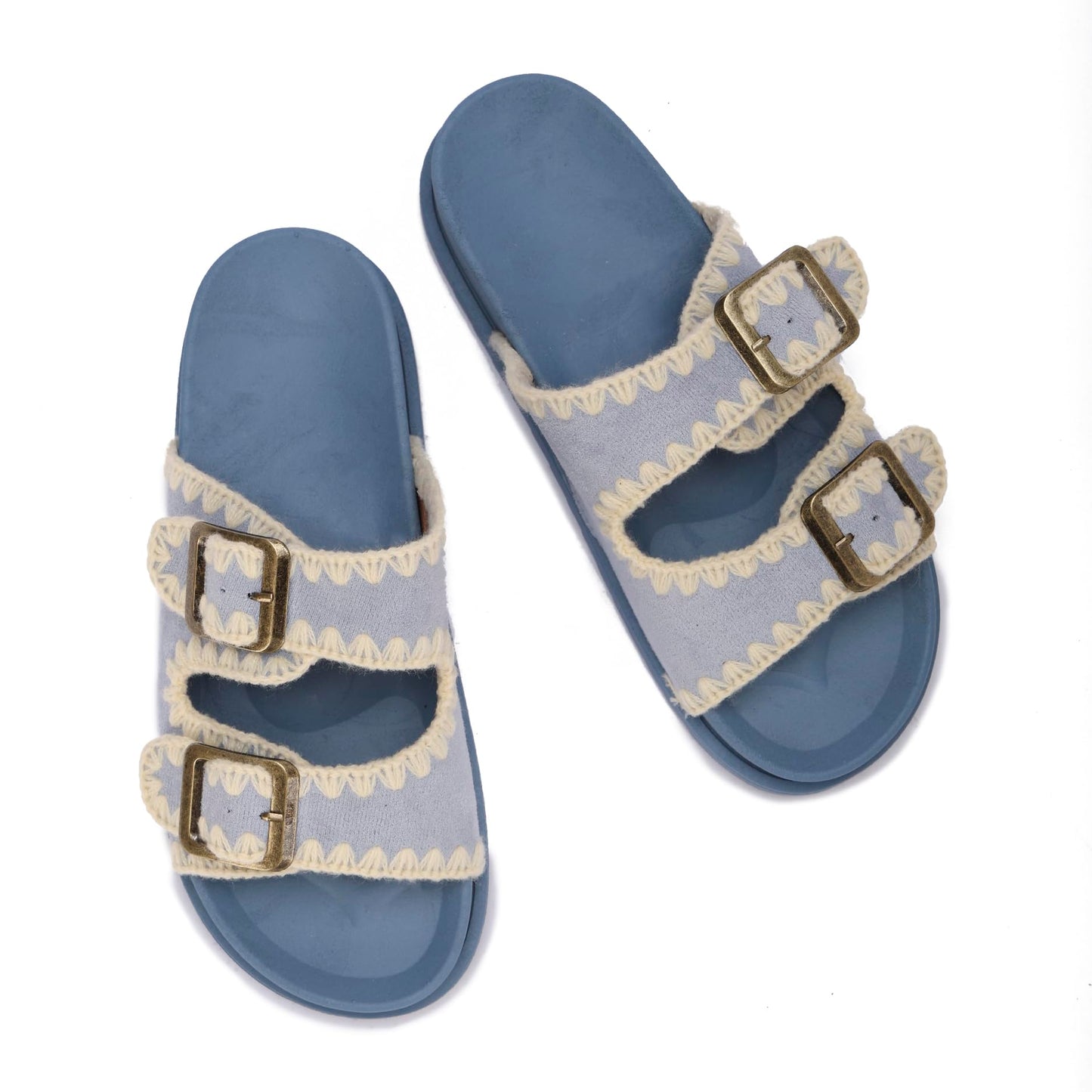 Women's summer slippers with a double design and stylish buckle – available with a comfortable sole
