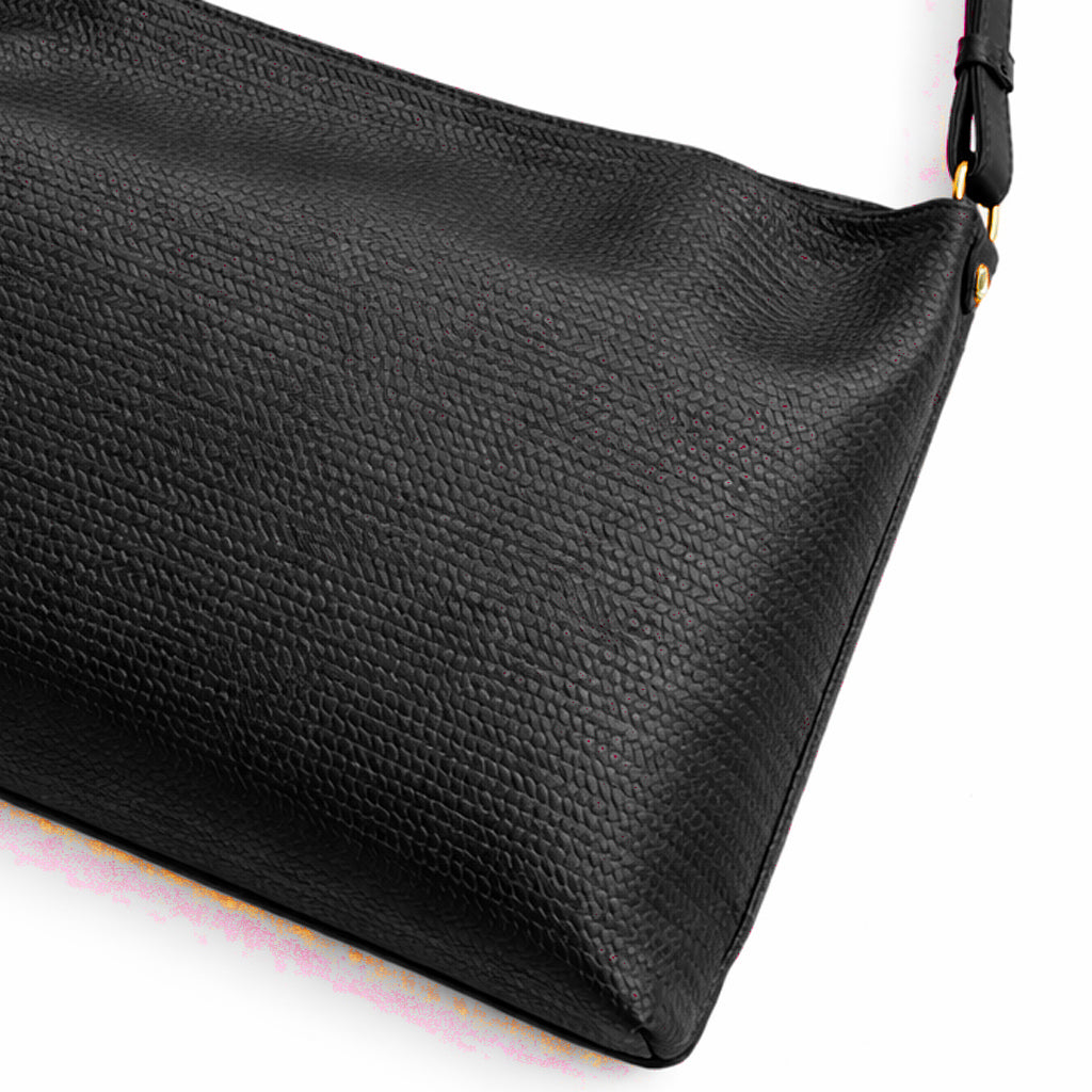 Stylish and practical women's shoulder bag - a modern women's bag for everyday use
