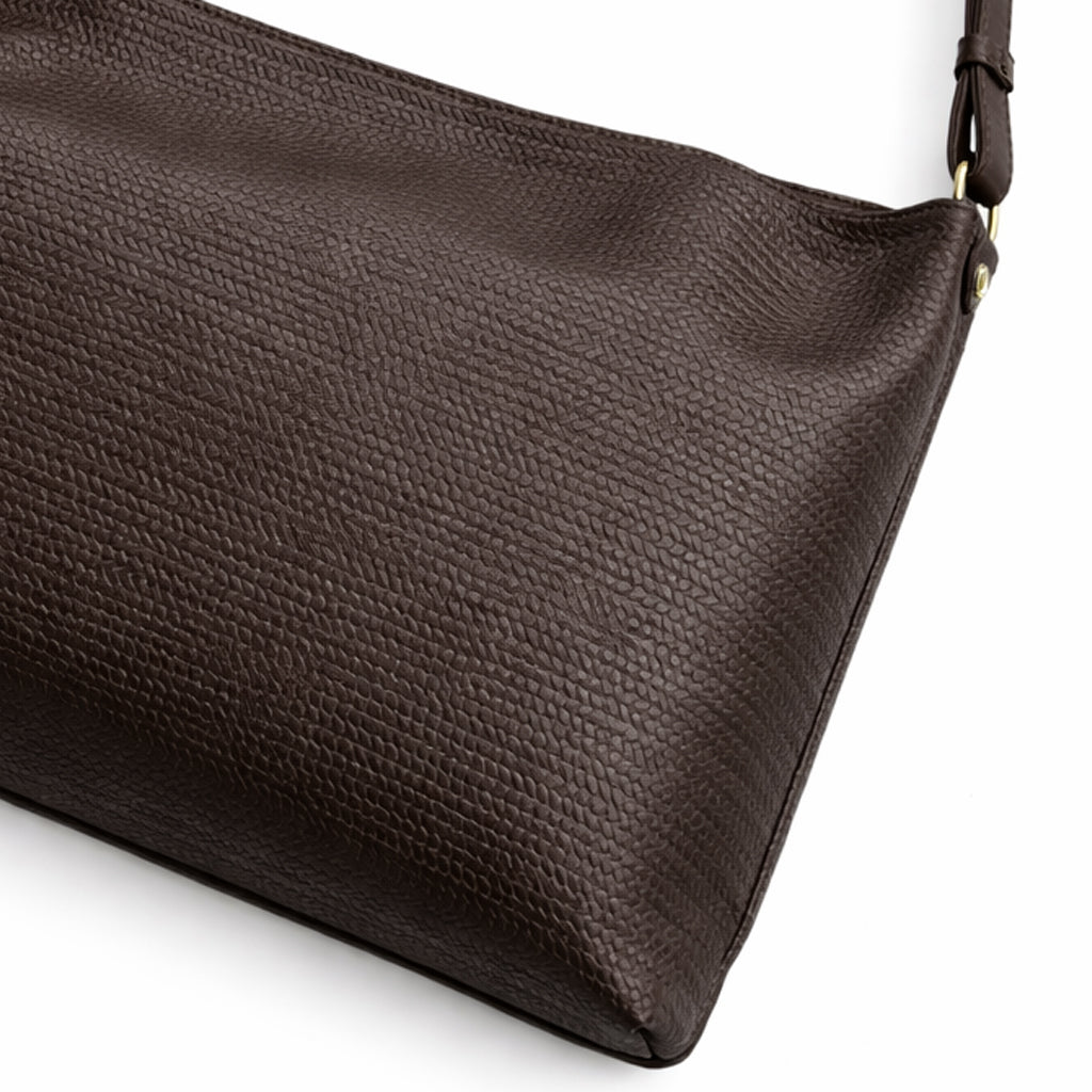 Stylish and practical women's shoulder bag - a modern women's bag for everyday use