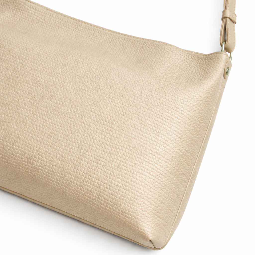 Stylish and practical women's shoulder bag - a modern women's bag for everyday use
