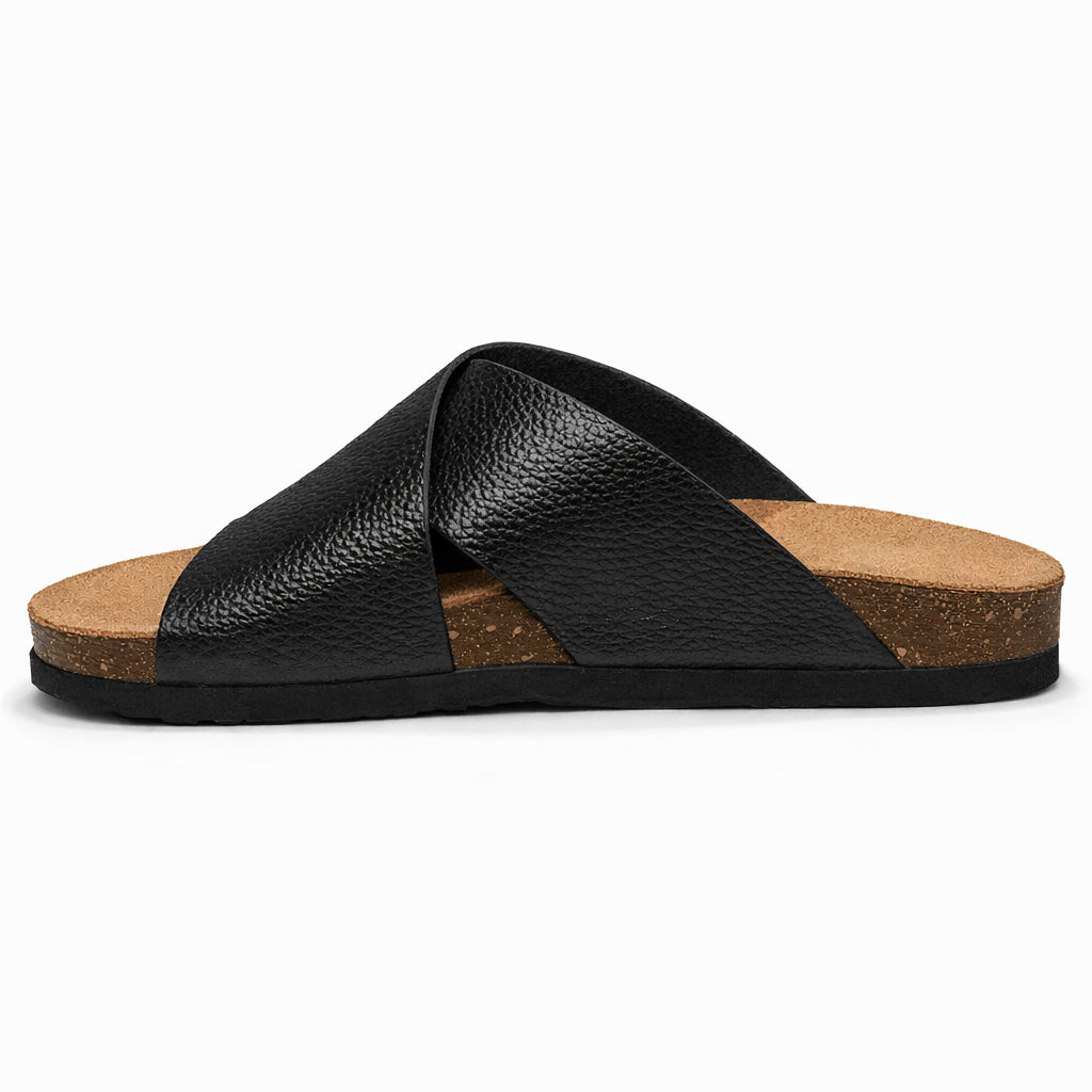 Stylish women's slippers with a modern design and comfortable cushioned sole – lightweight and ideal for everyday wear and summer trips – suitable for all occasions