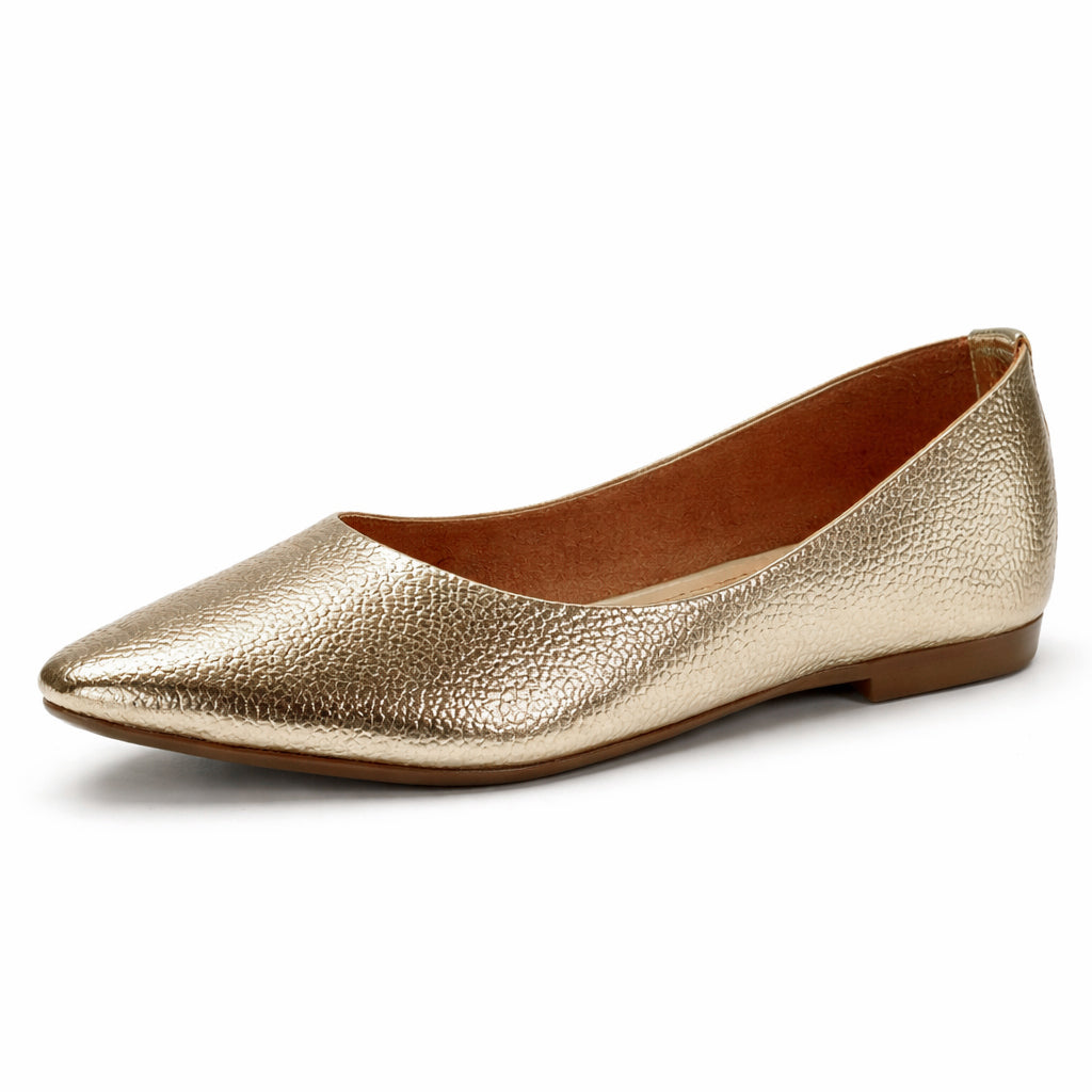 Stylish and comfortable women's ballet flats – classic design with a pointed toe and lightweight sole – suitable for work and everyday wear
