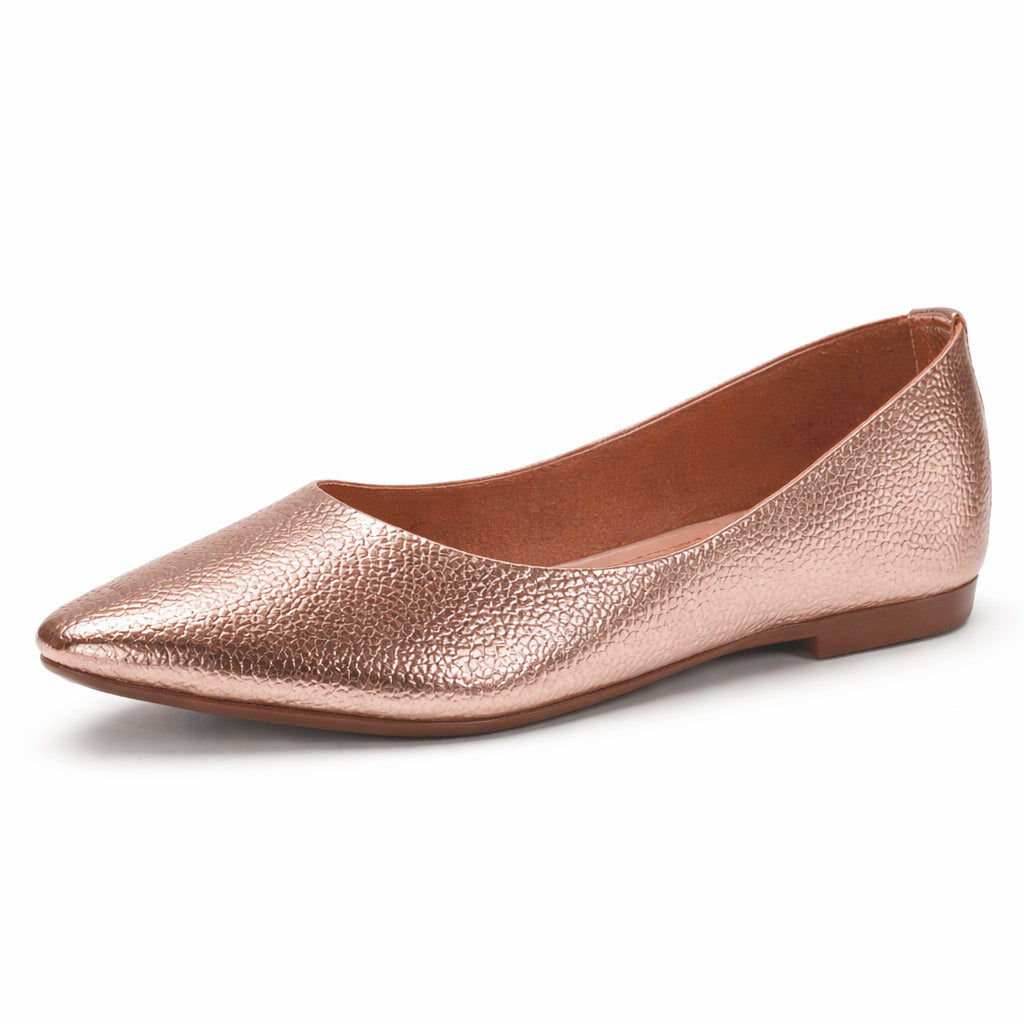 Stylish and comfortable women's ballet flats – classic design with a pointed toe and lightweight sole – suitable for work and everyday wear