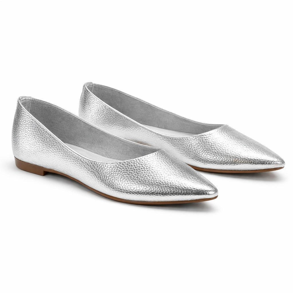 Stylish and comfortable women's ballet flats – classic design with a pointed toe and lightweight sole – suitable for work and everyday wear