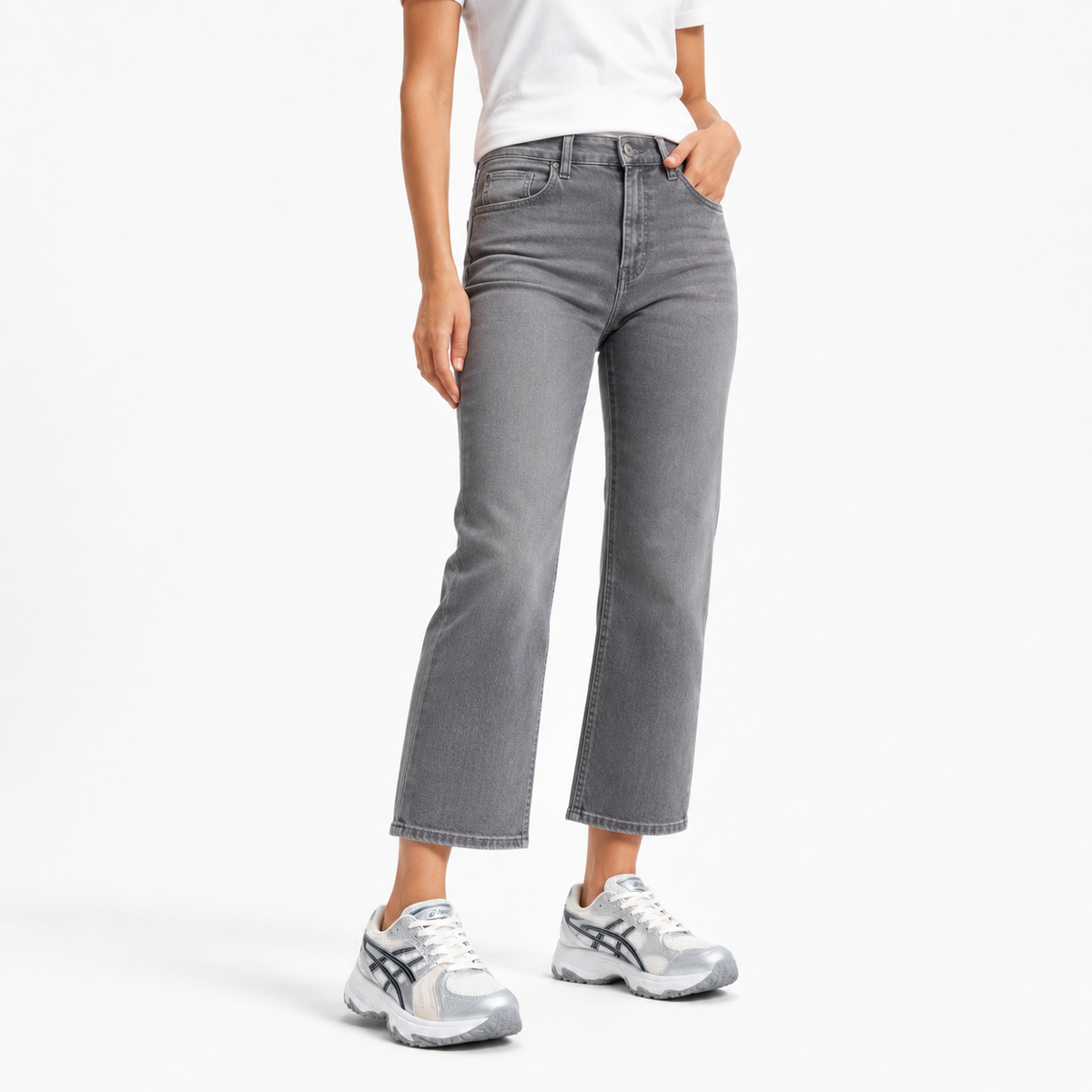 Women’s Sneaker | Code: B295