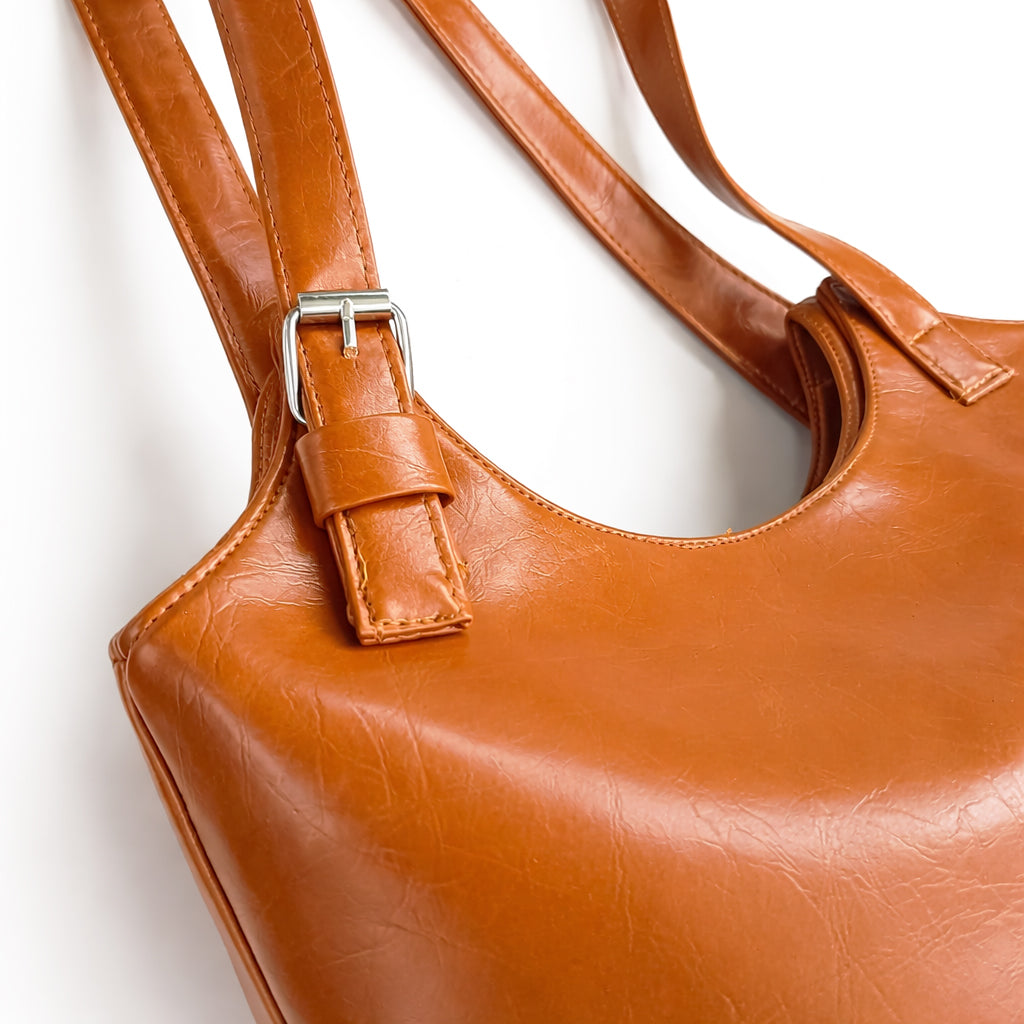 Stylish and practical women's shoulder bag - a modern women's bag for everyday use