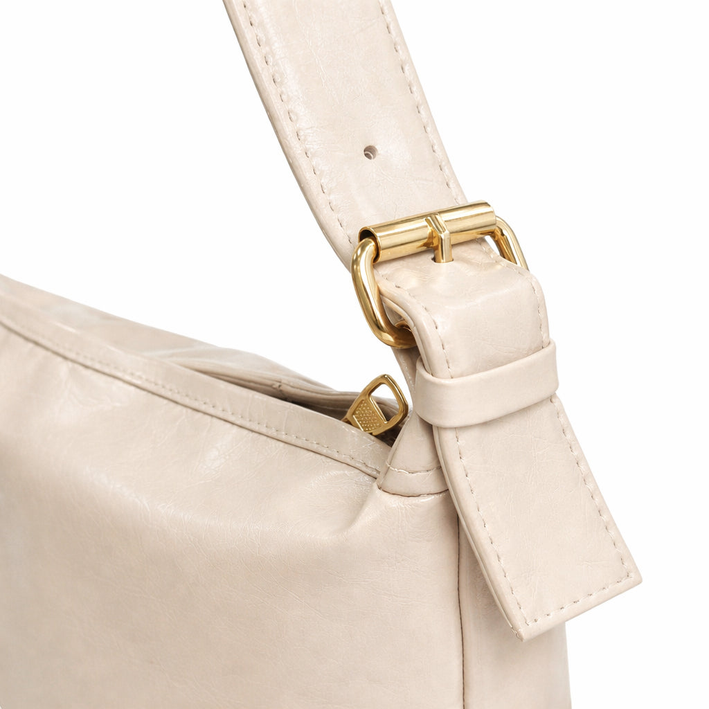 Stylish and practical women's shoulder bag - a modern women's bag for everyday use