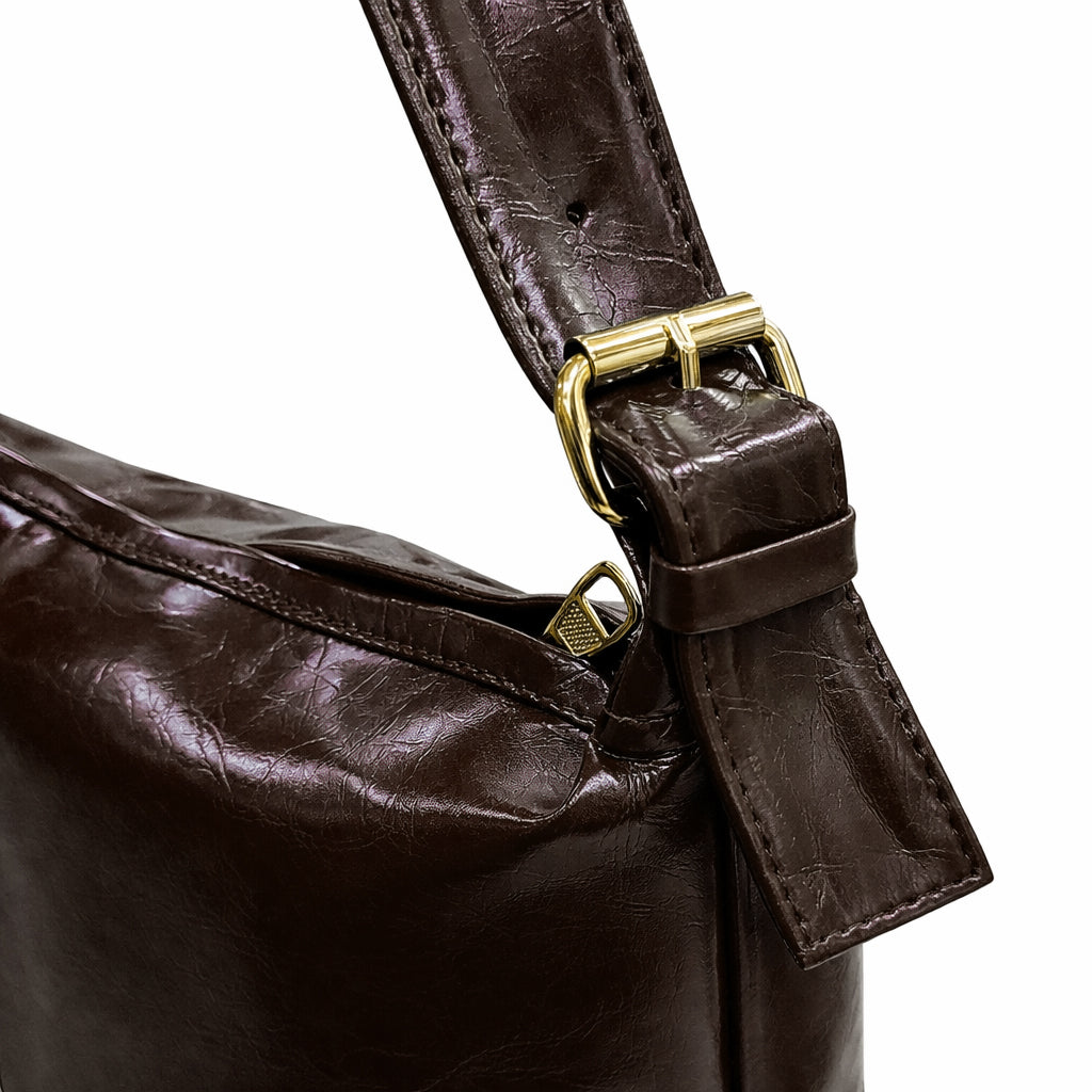 Stylish and practical women's shoulder bag - a modern women's bag for everyday use