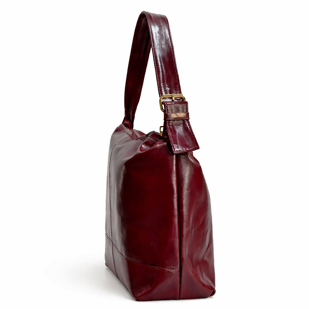 Stylish and practical women's shoulder bag - a modern women's bag for everyday use