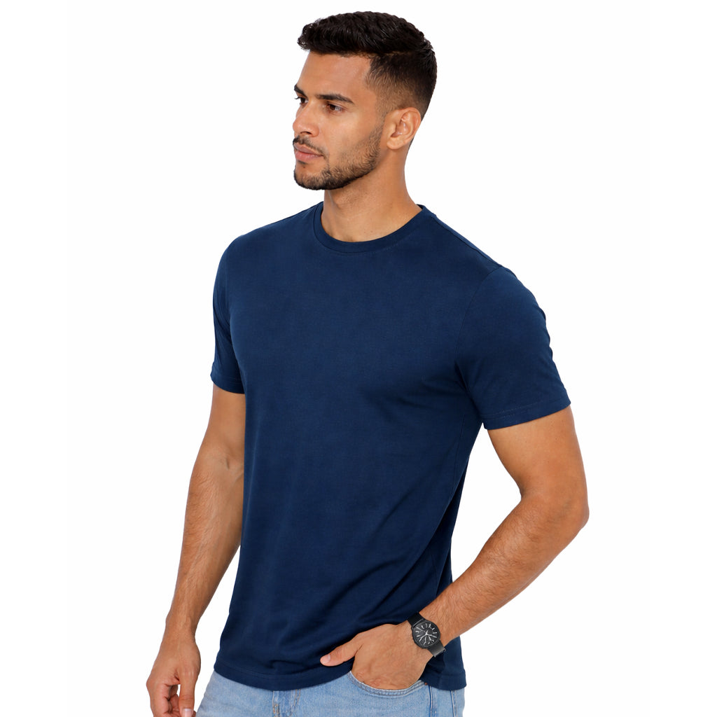 Men's plain cotton T-shirt – a modern and comfortable design for everyday wear
