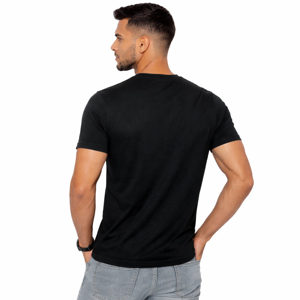 Men's plain cotton T-shirt – a modern and comfortable design for everyday wear