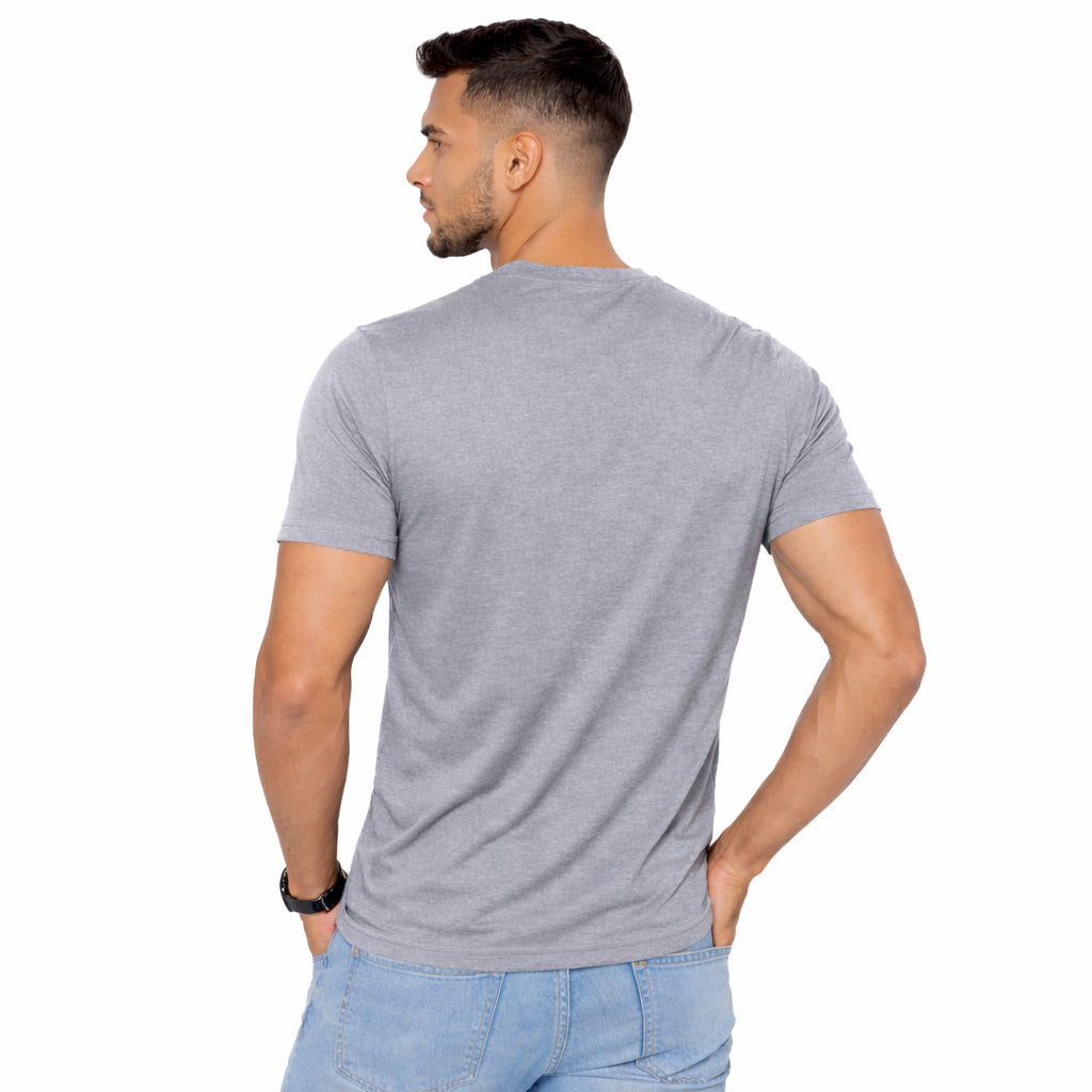 Men's plain cotton T-shirt – a modern and comfortable design for everyday wear